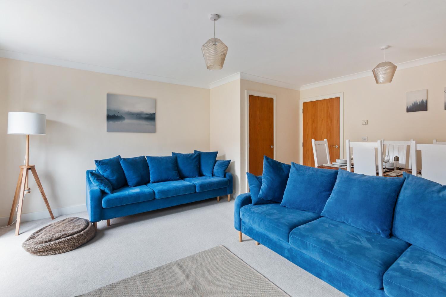 הוילה Merstham Sleeps9 Parking&Garage 17 Mins To Gatwick, 30 To London מראה חיצוני תמונה