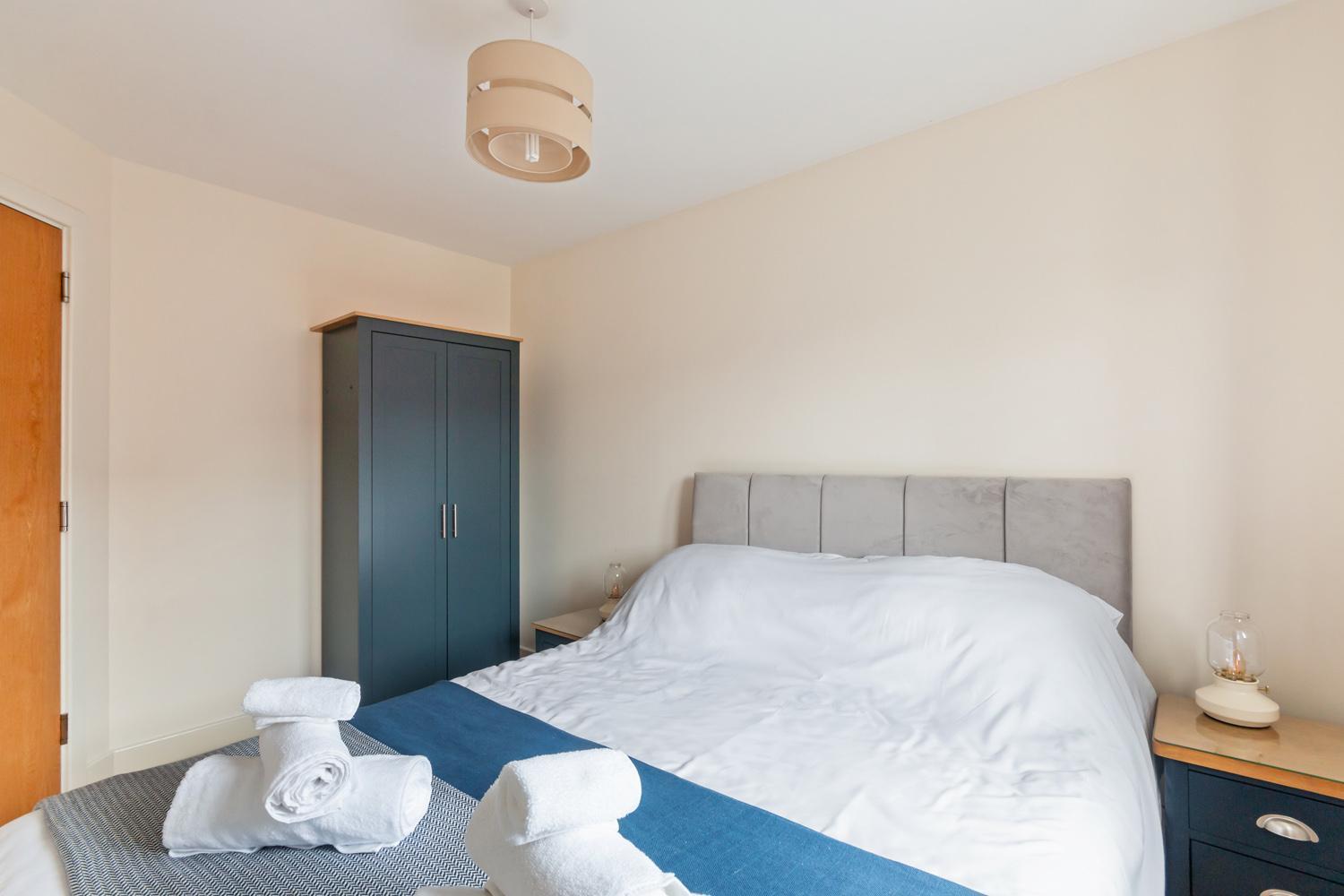 הוילה Merstham Sleeps9 Parking&Garage 17 Mins To Gatwick, 30 To London מראה חיצוני תמונה