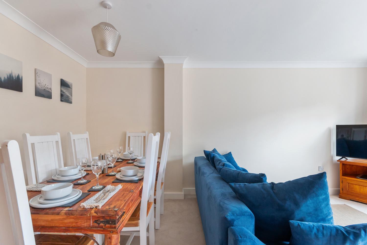הוילה Merstham Sleeps9 Parking&Garage 17 Mins To Gatwick, 30 To London מראה חיצוני תמונה