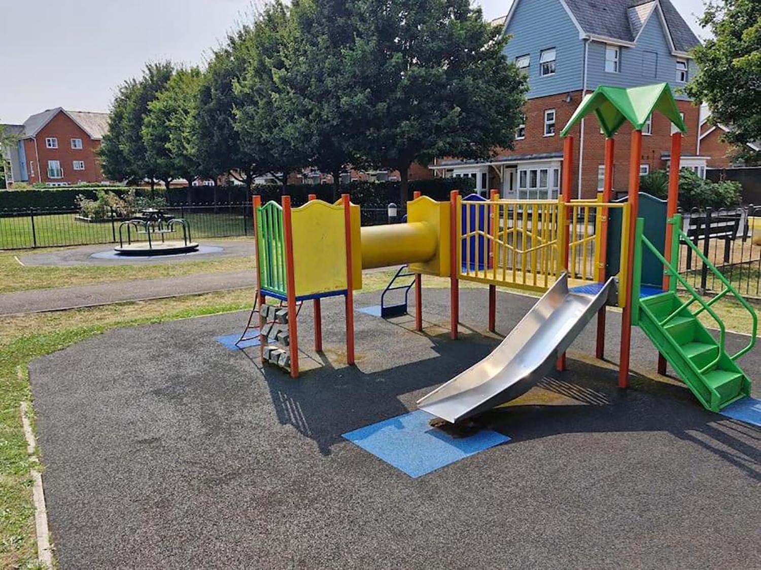 הוילה Merstham Sleeps9 Parking&Garage 17 Mins To Gatwick, 30 To London מראה חיצוני תמונה